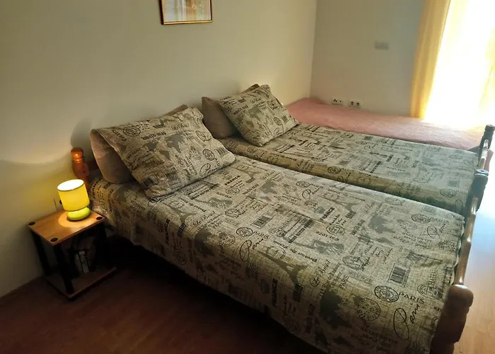 Apartment 7896a *